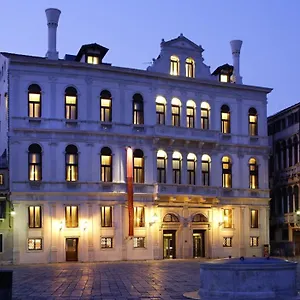 Отель Ruzzini Palace ****