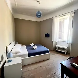 La Casa Di Piero In Via Ottaviano Rome