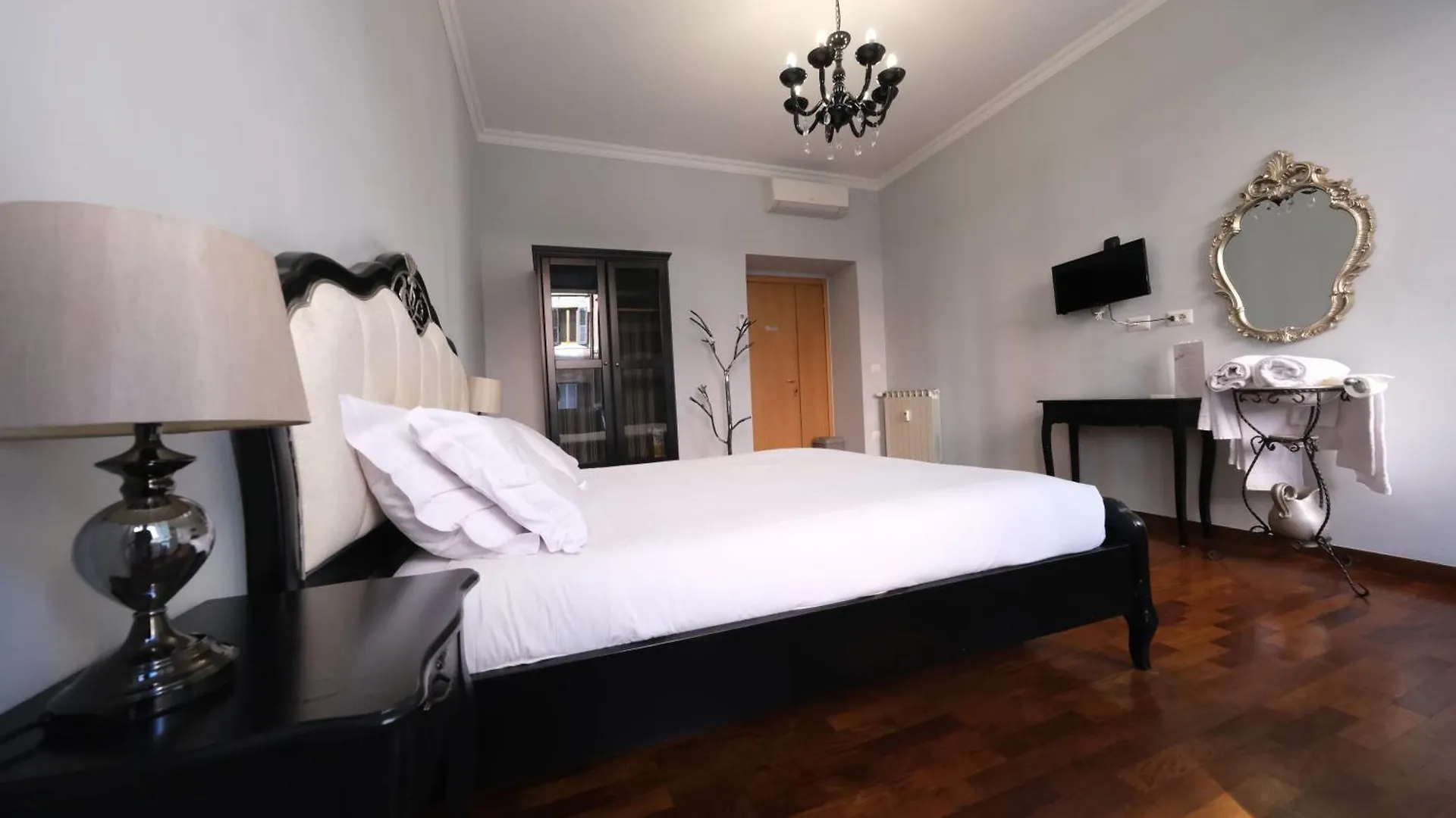 Guest house Roman Forum Holiday Termini Hotel