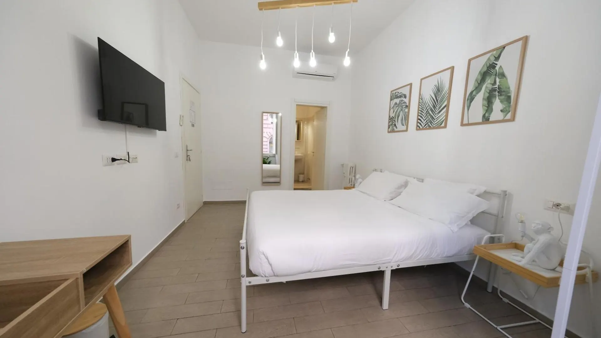 Roman Forum Holiday Termini Hotel 2*, Rome