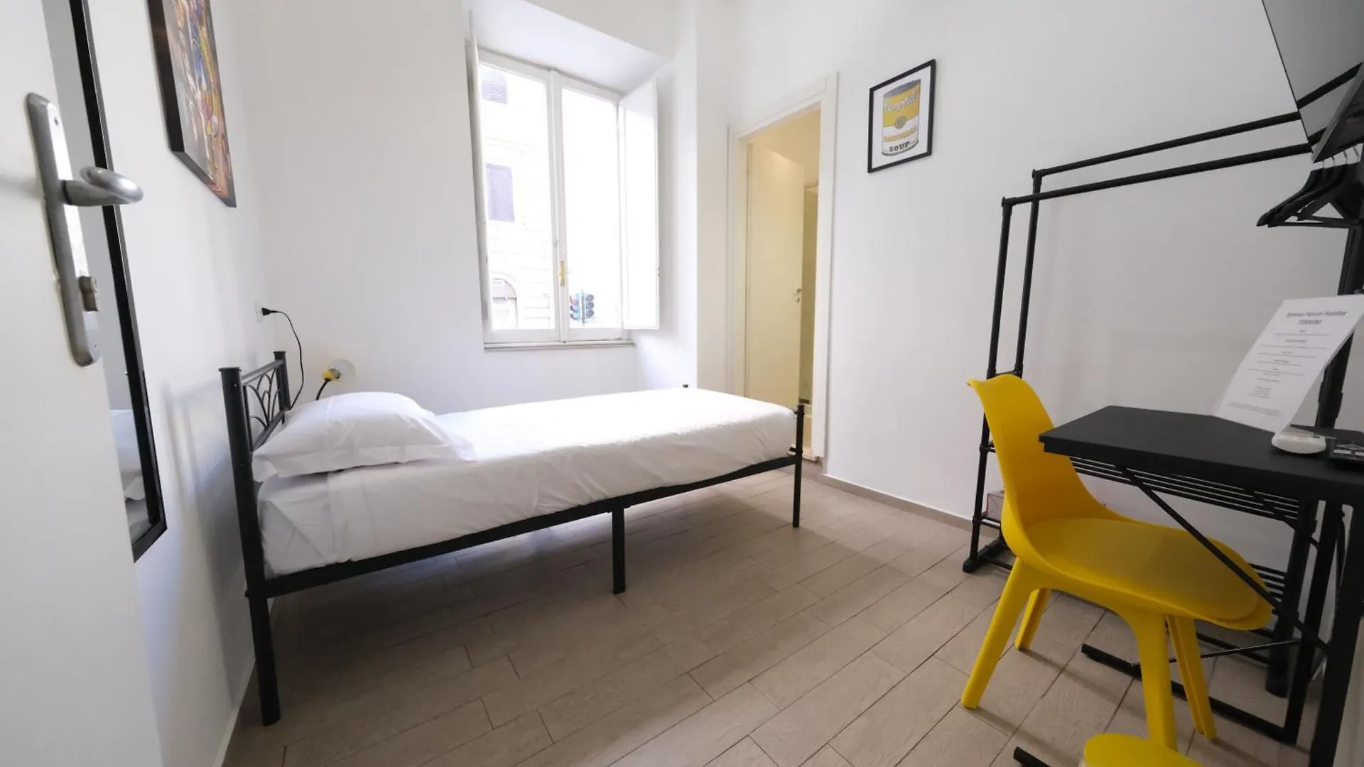 Roman Forum Holiday Termini Hotel Guest house Rome